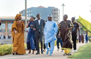 72 H DU LIVRE DE CONAKRY : LA PAGE 18 S’ANNONCE LUMINEUSE SUR LE LAC GBASSIKOLO